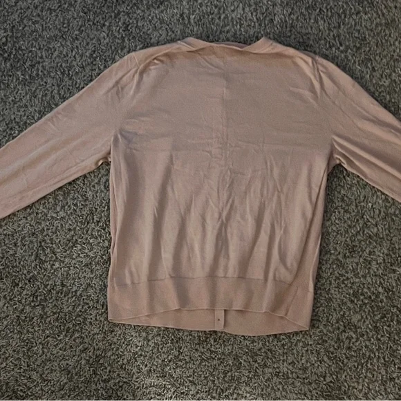 Banana Republic Medium Dusty Rose/Blush/Champange Button front cardigan EUC - Picture 3 of 6